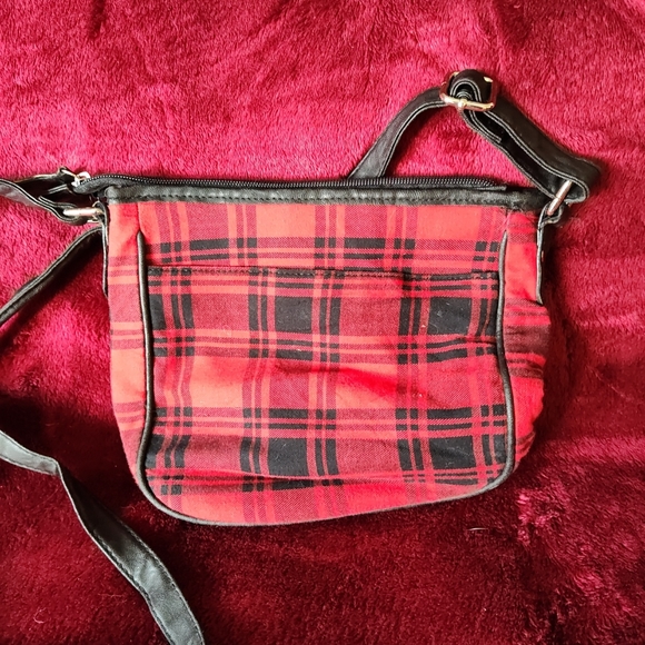 Red and black plaid pocketbook shoulder bag purse - Picture 2 of 4